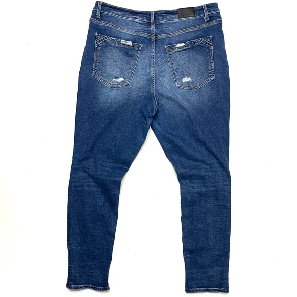 Buckle Black Women’s Distressed Denim Medium Wash Stretch Mom Jeans Size 33x30 - Picture 3 of 14